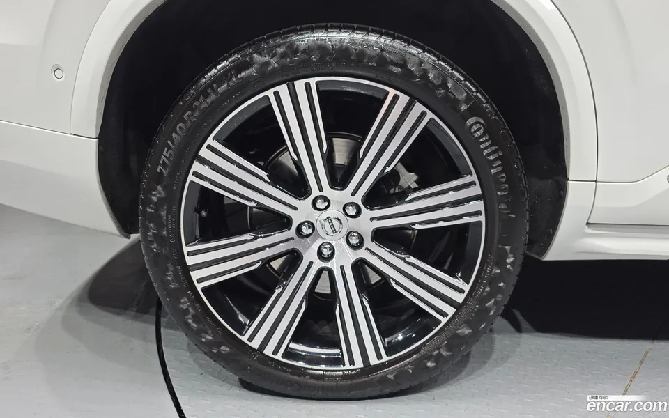 Volvo XC90 B6 2022 — миниатюра 2