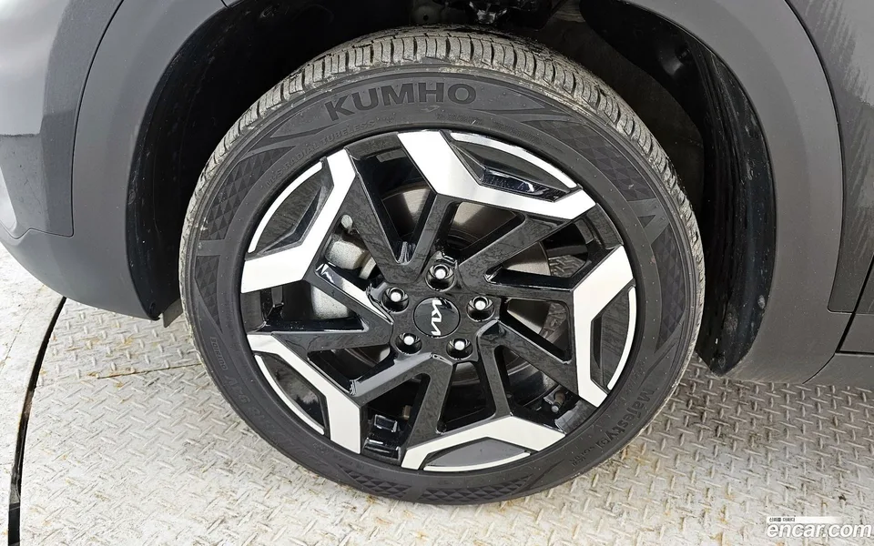 Kia Seltos 1.6 2WD 2024 — миниатюра 5