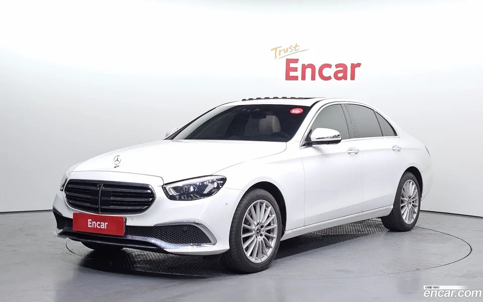 Mercedes-Benz E-Class E250 2022 — фото 1, купить с доставкой в Москву