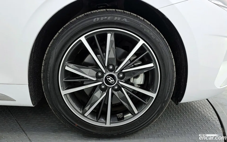 Hyundai Grandeur IG 2.5 2022 — миниатюра 2