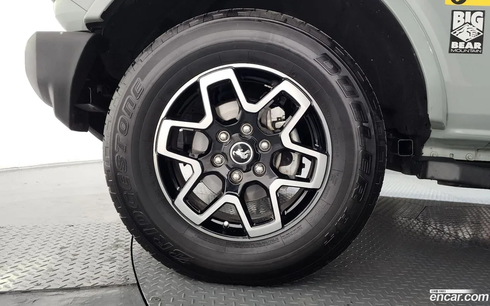 Ford Bronco 2.3 2024 — миниатюра 2