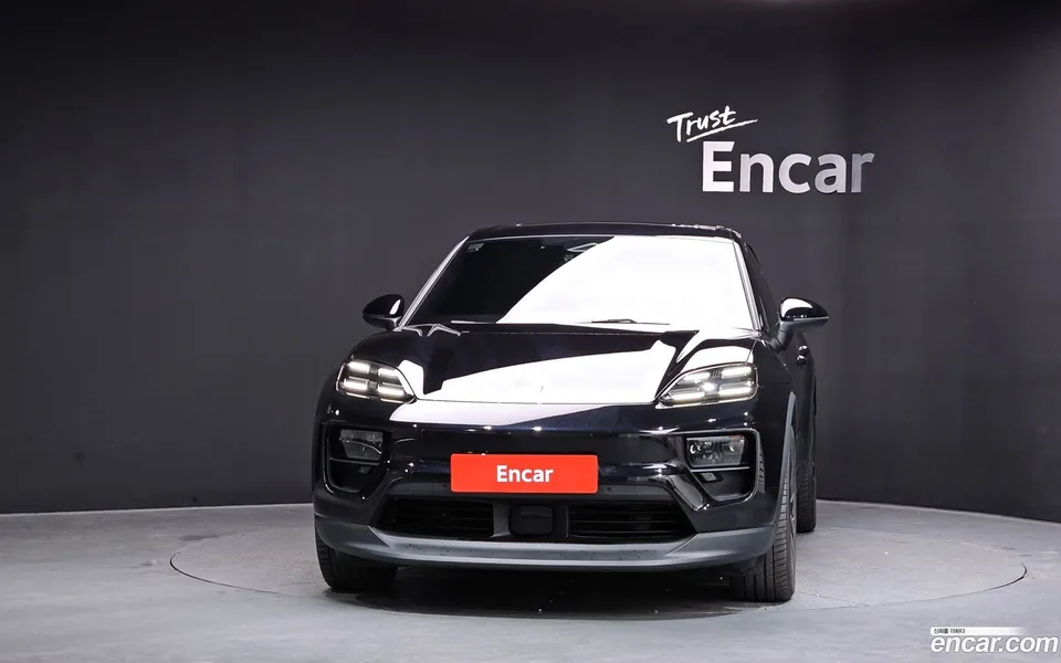 Porsche Macan Electric 4S 2025 — миниатюра 3
