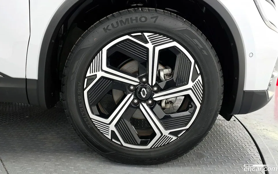 Renault Samsung QM6 2.0 LPe RE 2WD 2023 — миниатюра 2