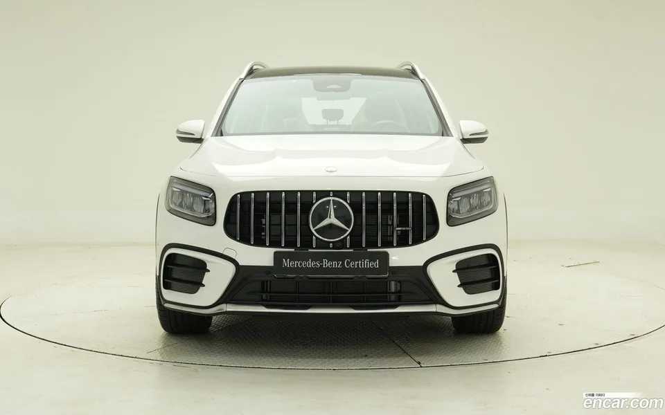 Mercedes-Benz GLB-Class AMG GLB35 4MATIC 2025 — миниатюра 3