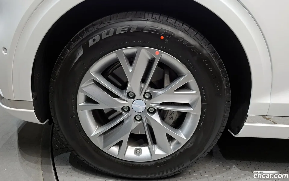 Genesis GV70 2.5T 2WD 2026 — миниатюра 2