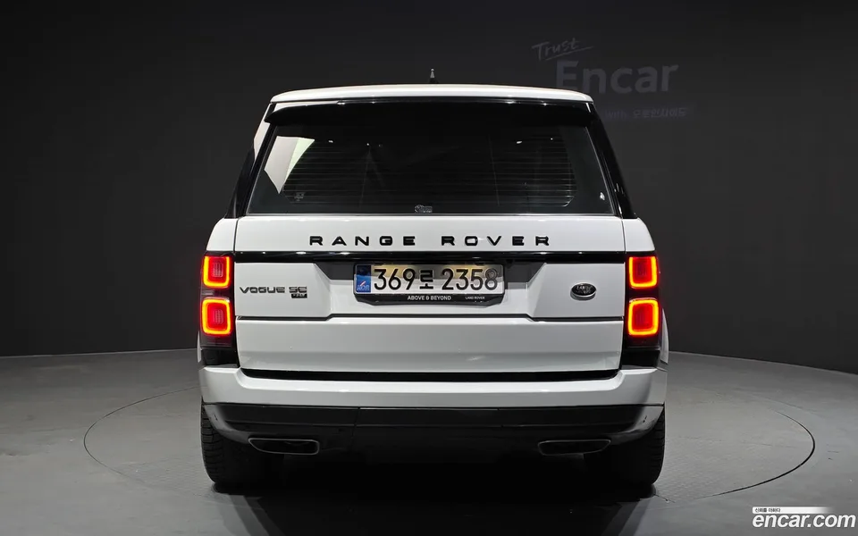 Land Rover Range Rover 5.0 SC Vogue SE 2022 — миниатюра 4