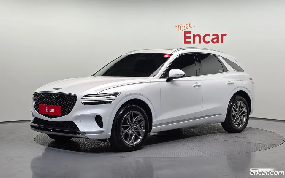 Genesis GV70 2.5T AWD 2023 — фото 1, купить с доставкой в Москву