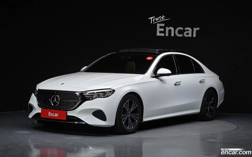 Mercedes-Benz E-Class E200 2025 — photo 1, buy with delivery to Moscow