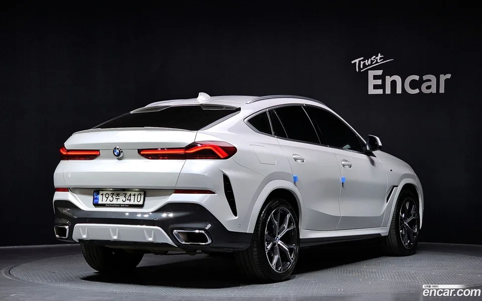 BMW X6 xDrive30d M 2023 — миниатюра 2