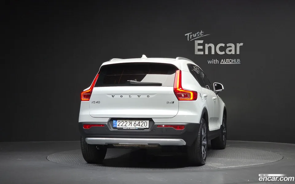 Volvo XC40 B4 2022 — миниатюра 4