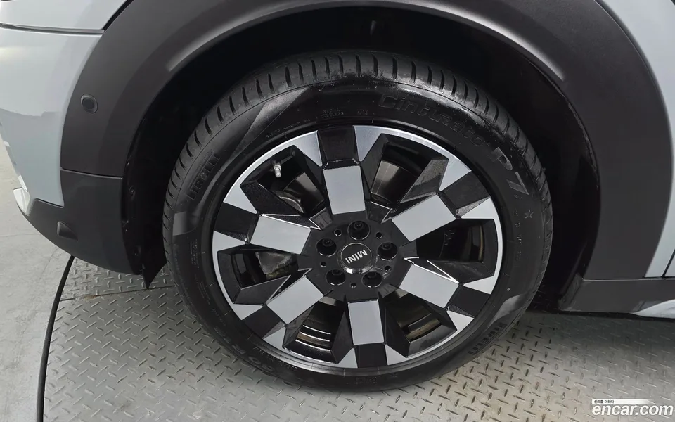 MINI Cooper S Countryman ALL4 2022 — миниатюра 2
