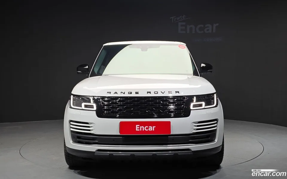 Land Rover Range Rover 5.0 SC Vogue SE 2022 — миниатюра 3