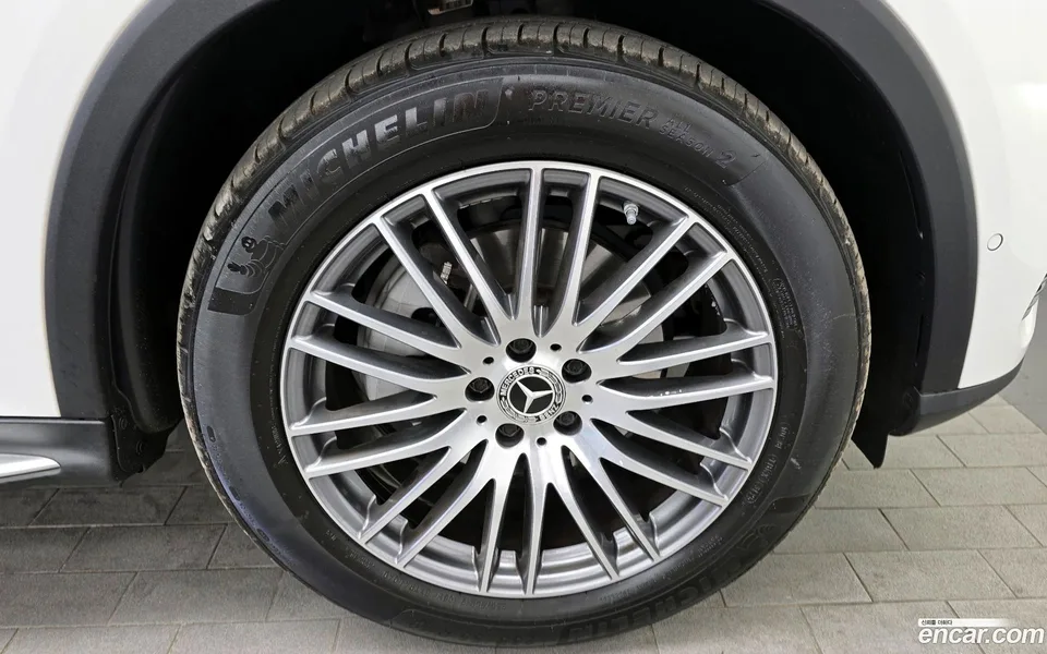 Mercedes-Benz GLC-Class GLC220 d 4MATIC 2024 — миниатюра 5