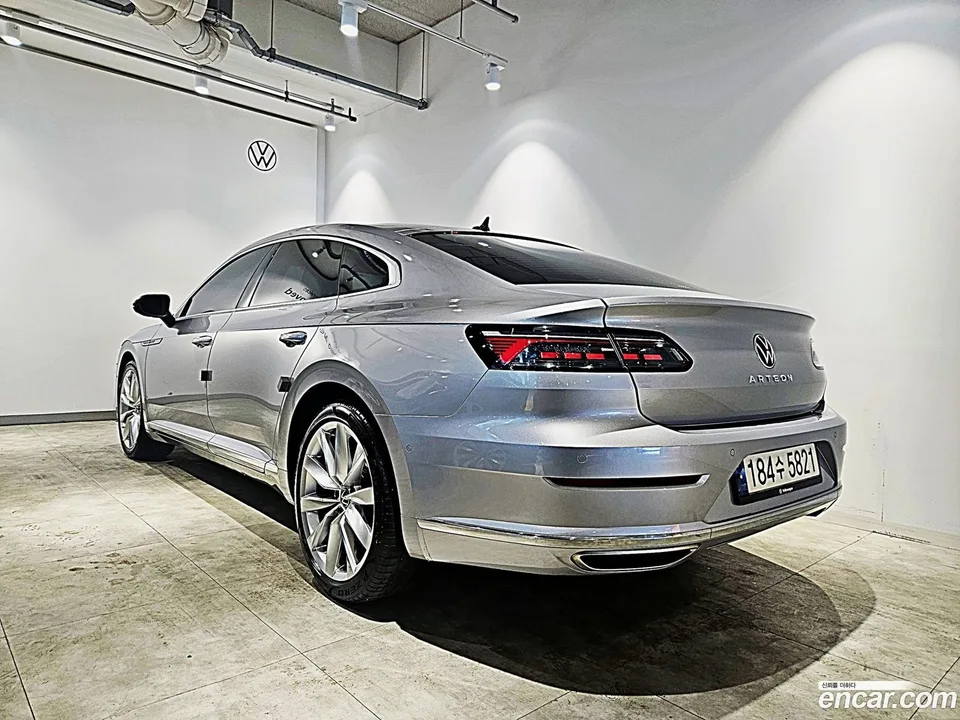 Volkswagen Arteon 2.0 TDI 2023 — миниатюра 2