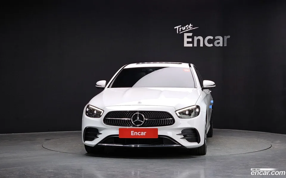 Mercedes-Benz E-Class E220d 4MATIC AMG Line 2022 — миниатюра 3