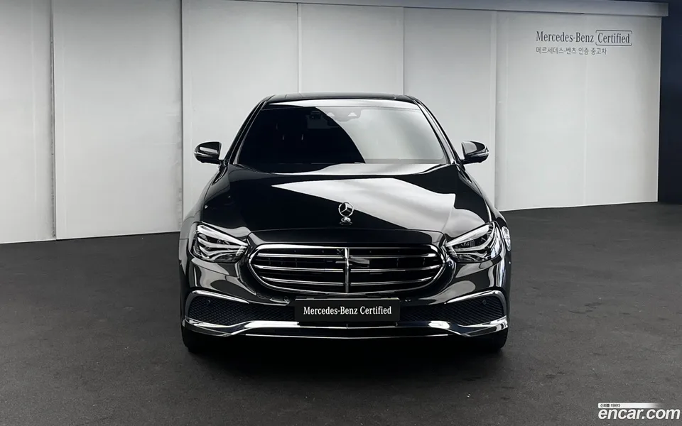 Mercedes-Benz E-Class E350 4MATIC 2023 — миниатюра 3