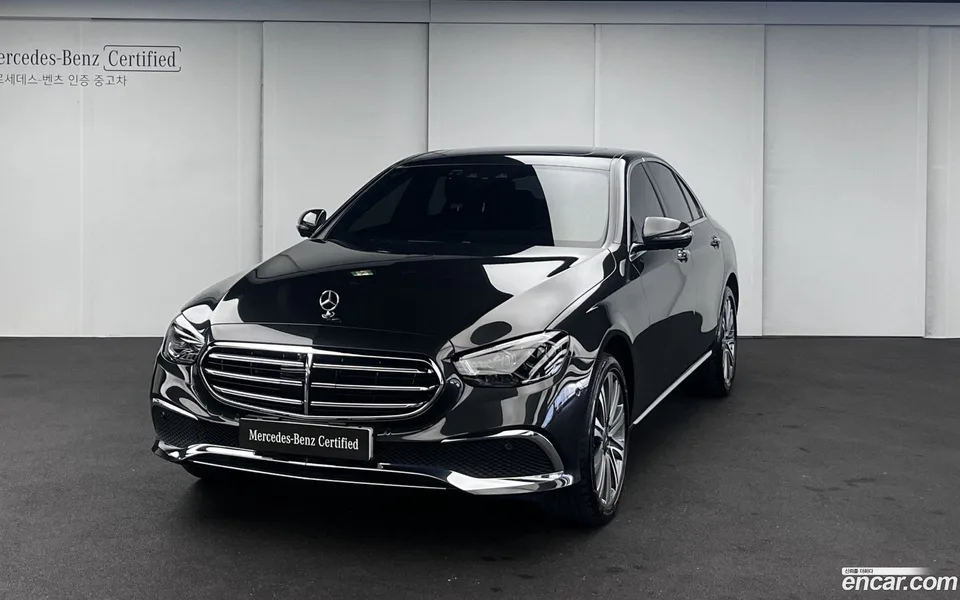 Mercedes-Benz E-Class E350 4MATIC 2023 — фото 1, купить с доставкой в Москву