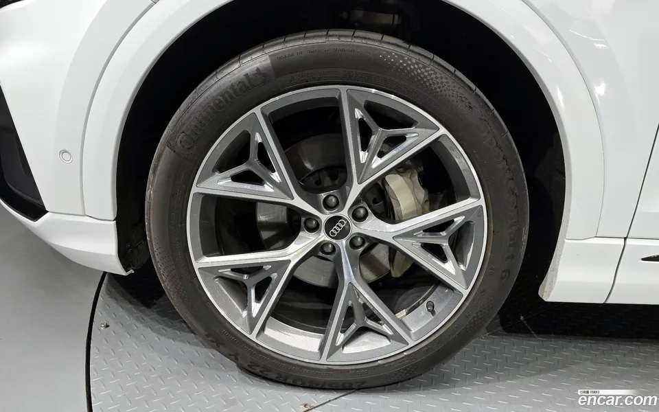 Audi Q8 (4M) 50 TDI 2023 — миниатюра 2