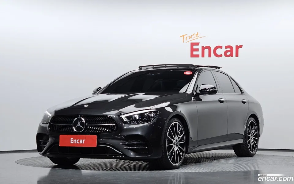 Mercedes-Benz E-Class E350 4MATIC AMG Line 2023 — фото 1, купить с доставкой в Москву