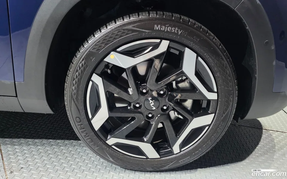 Kia Seltos 1.6 2WD 2024 — миниатюра 2