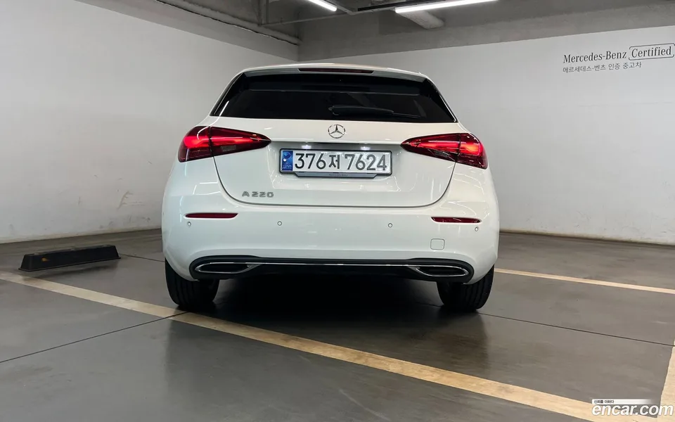 Mercedes-Benz A-Class A220 2024 — миниатюра 4