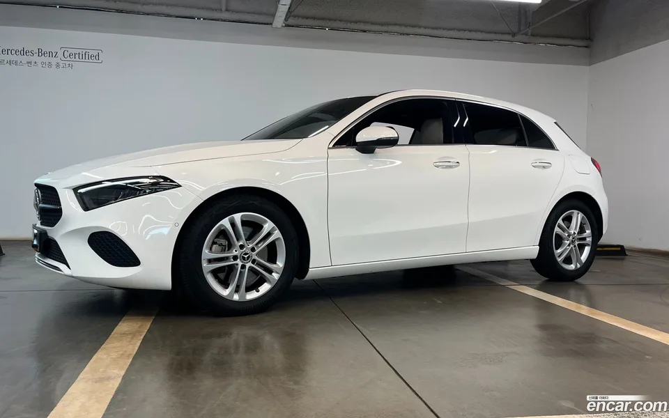 Mercedes-Benz A-Class A220 2024 — фото 1, купить с доставкой в Москву