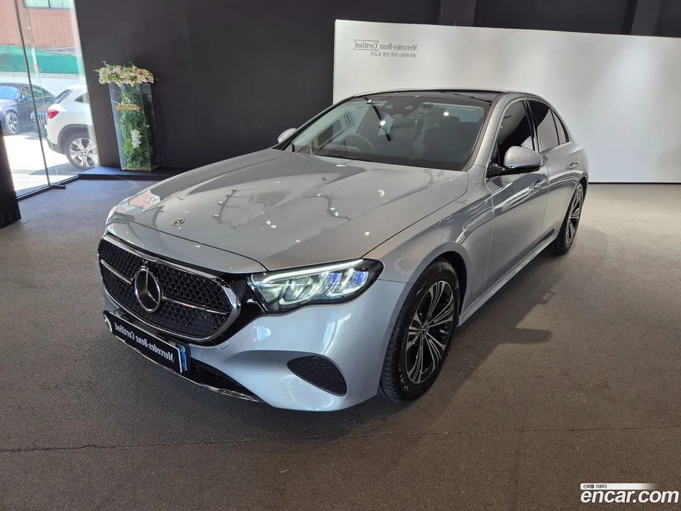 Mercedes-Benz E-Class E200 2025 — фото 1, купить с доставкой в Москву
