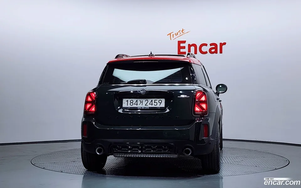 MINI Cooper S Countryman JCW 2023 — миниатюра 4