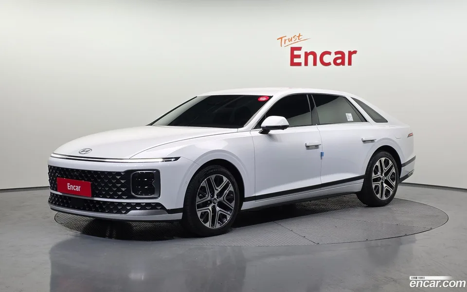 Hyundai Grandeur Hybrid 2025 — фото 1, купить с доставкой в Москву