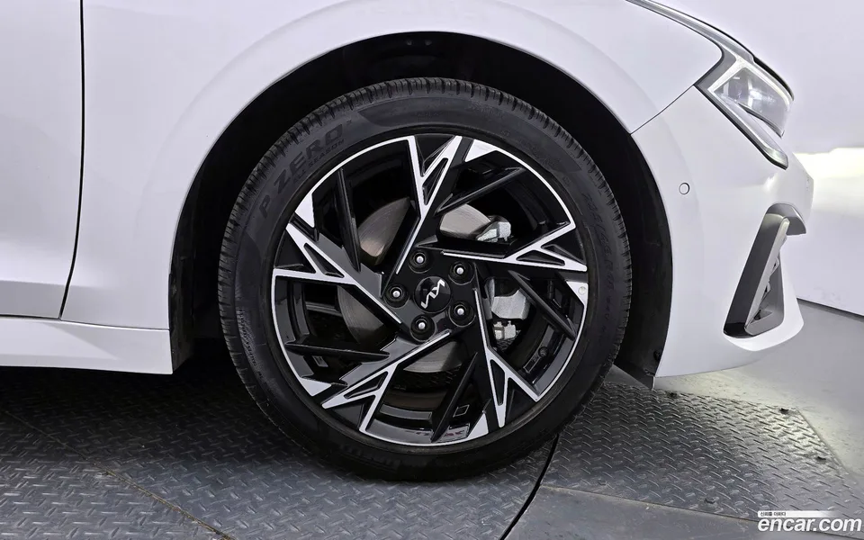 Kia K5 Hybrid 2025 — миниатюра 2