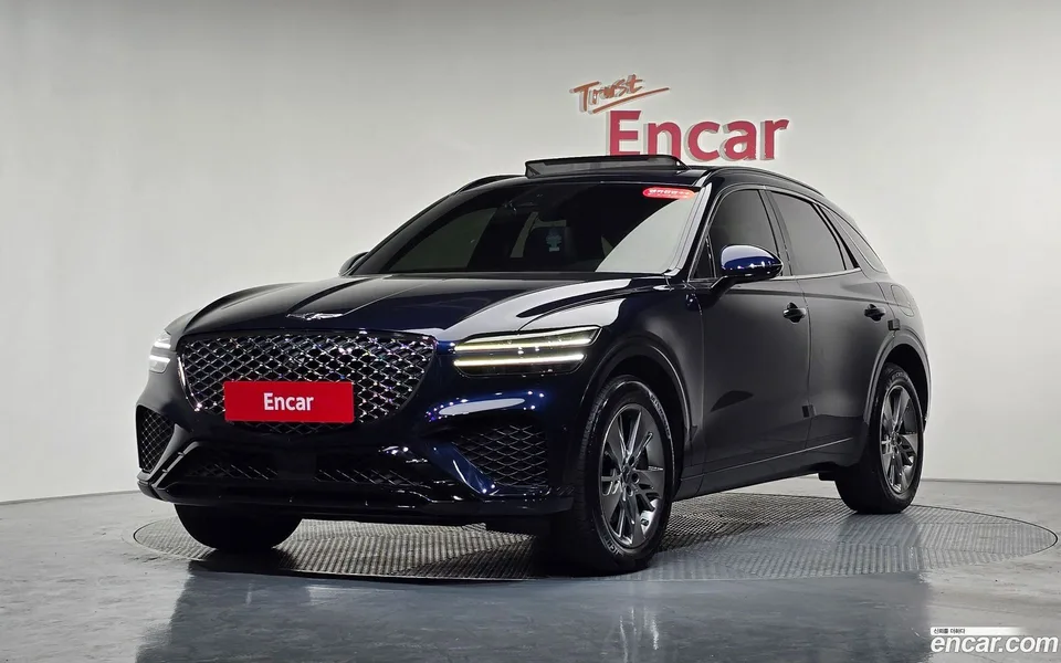 Genesis GV70 2.5T 2WD 2022 — фото 1, купить с доставкой в Москву