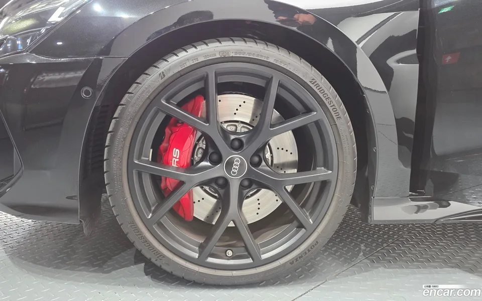 Audi RS3 (8Y) 2.5 TFSI 2025 — миниатюра 2