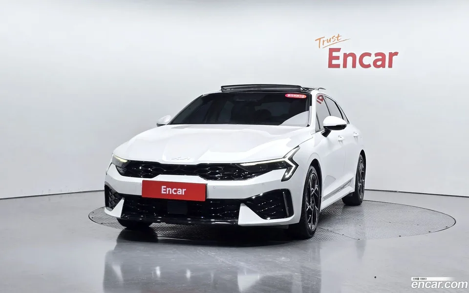Kia K5 Hybrid 2025 — миниатюра 3