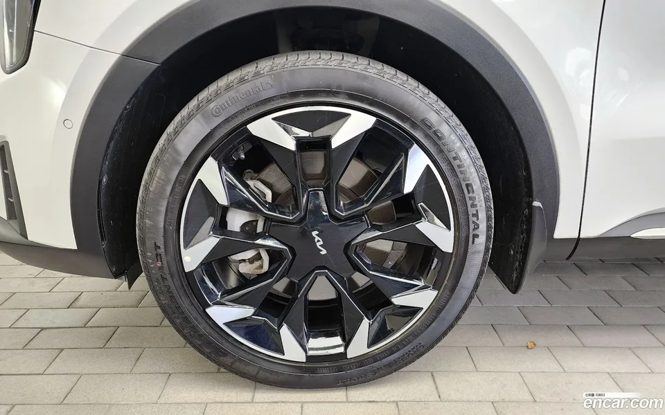 Kia Sorento 2.5T 4WD 2023 — миниатюра 5