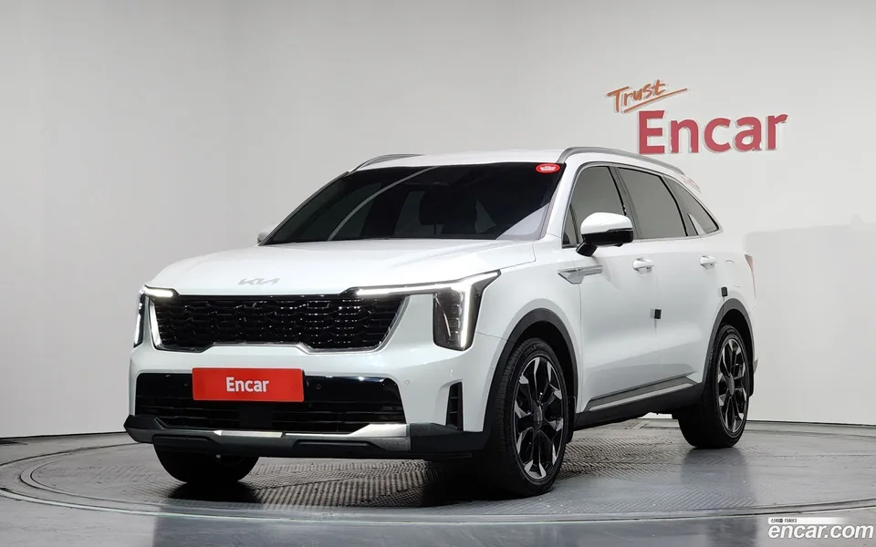 Kia Sorento 2.5T 4WD 2023 — фото 1, купить с доставкой в Москву