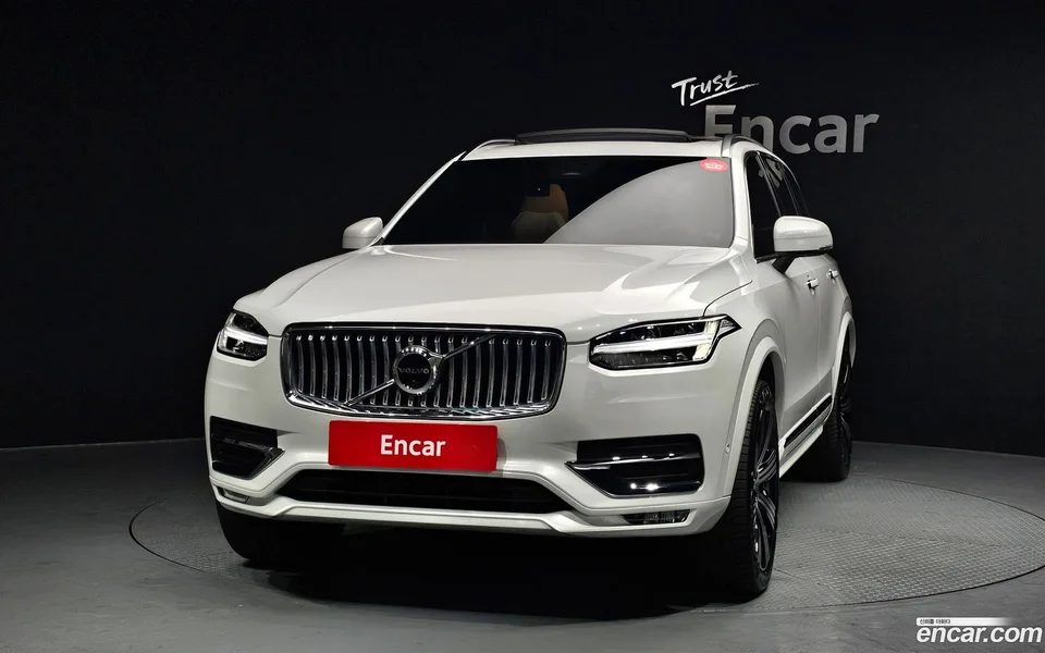 Volvo XC90 B6 2023 — миниатюра 3