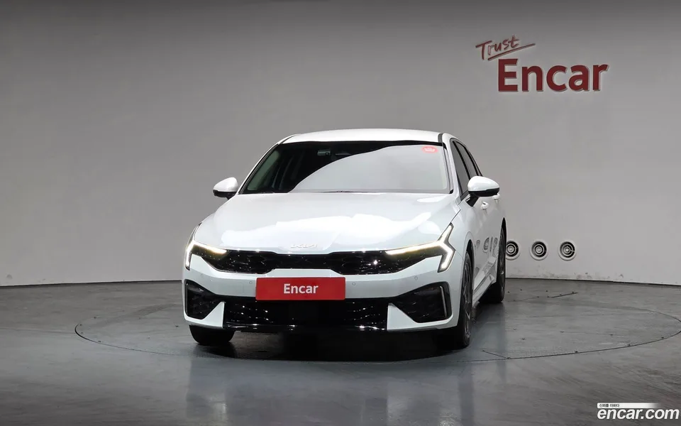 Kia K5 Hybrid 2024 — миниатюра 3
