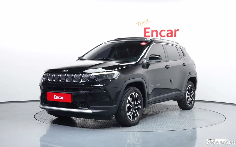Jeep Compass 2.4 AWD 2022 — фото 1, купить с доставкой в Москву