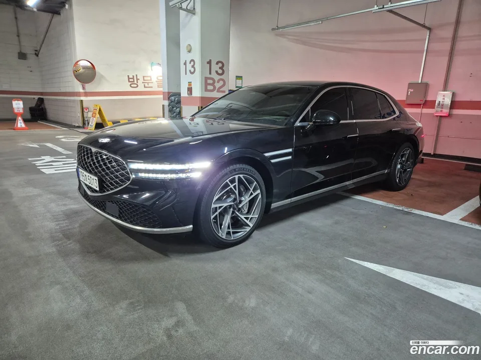 Genesis G90 3.5 2WD 2023 — миниатюра 4