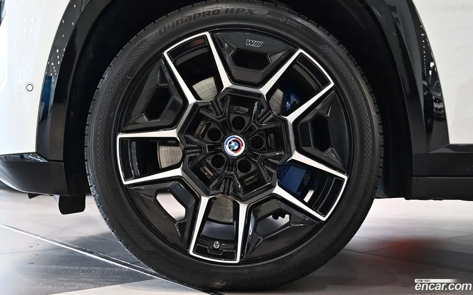 BMW XM 4.4 2023 — миниатюра 5