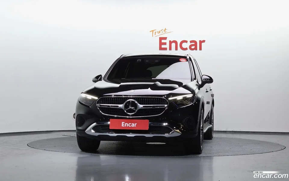 Mercedes-Benz GLC-Class GLC300 4MATIC 2025 — миниатюра 3