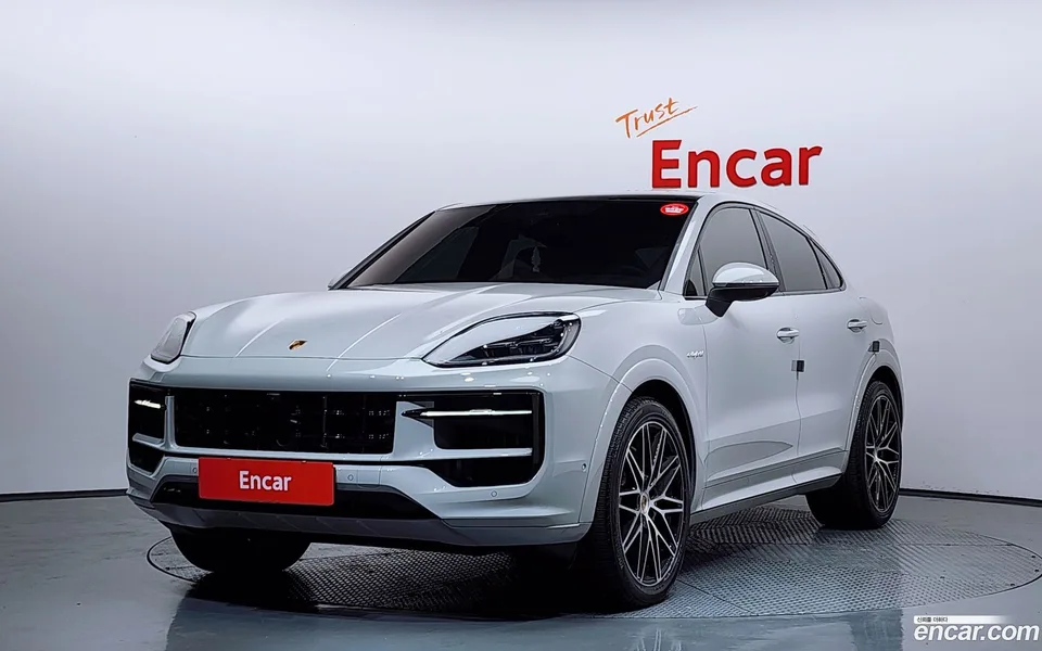 Porsche Cayenne 3.0 E- 2025 — фото 1, купить с доставкой в Москву