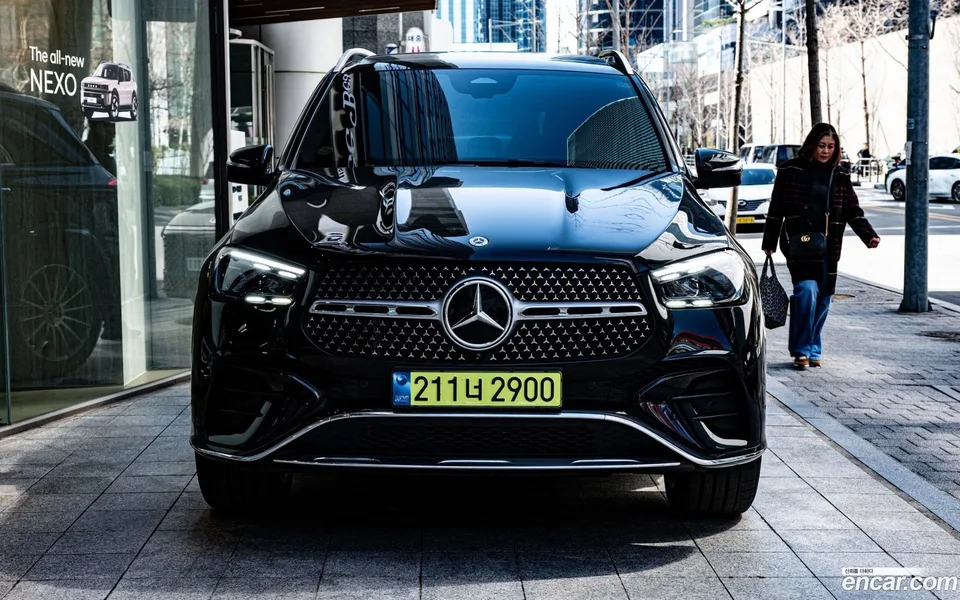 Mercedes-Benz GLE-Class GLE450 4MATIC 2025 — thumbnail 3