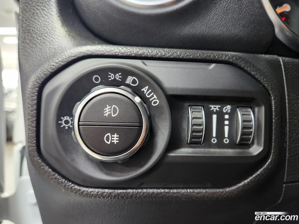 Jeep Wrangler 2.0 4 2022 — thumbnail 5