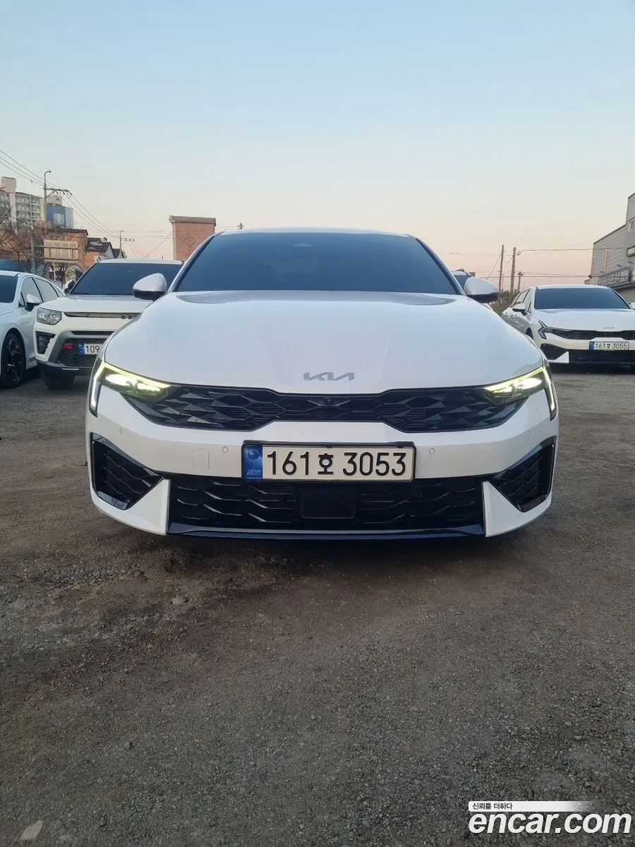Kia K5 2.0 2024 — фото 1, купить с доставкой в Москву