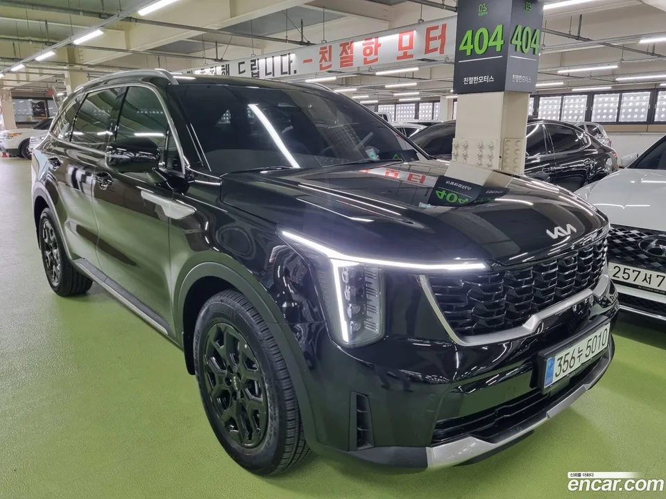 Kia Sorento HEV 1.6 2WD 2023 — фото 1, купить с доставкой в Москву