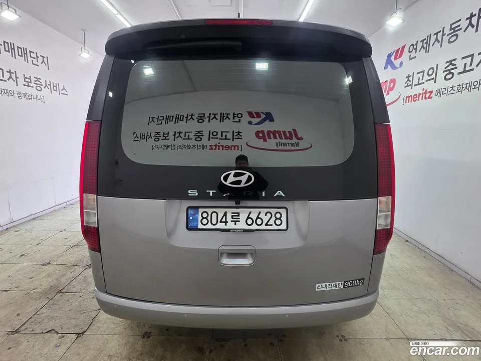 Hyundai Staria 3 2024 — миниатюра 3