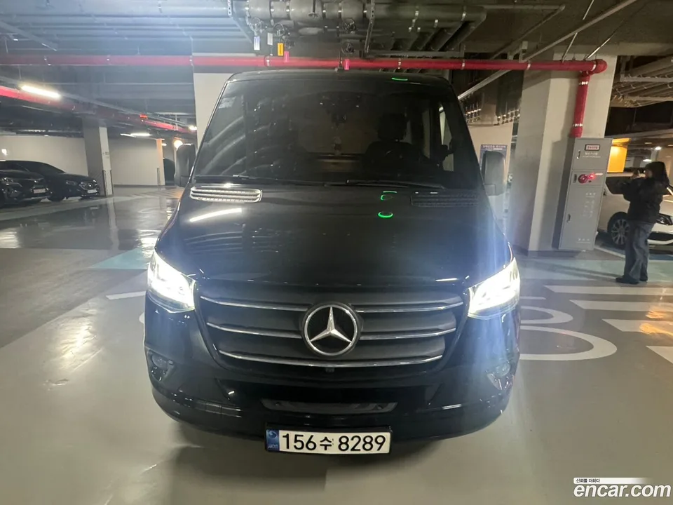 Mercedes-Benz Sprinter 3.0 2022 — фото 1, купить с доставкой в Москву