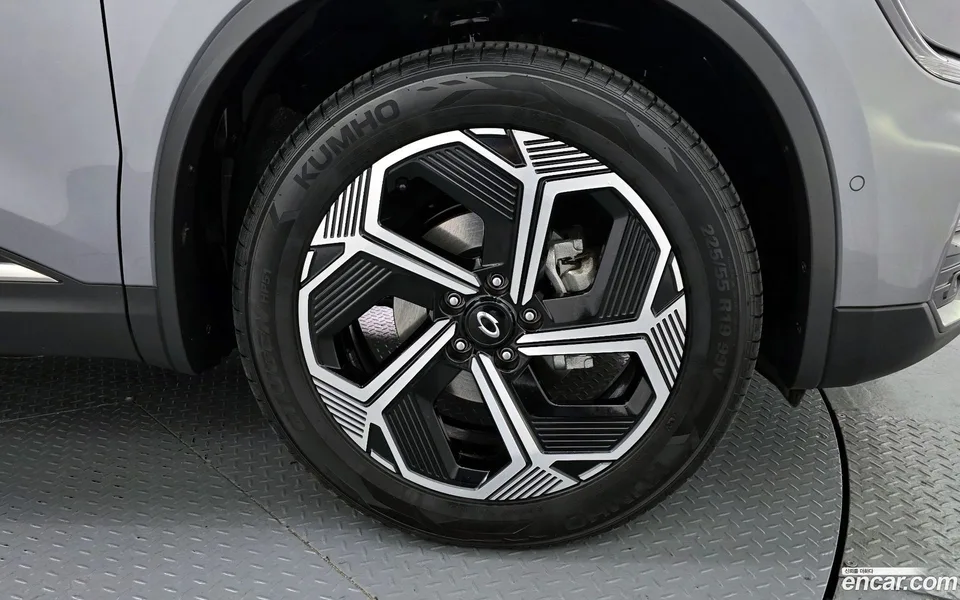 Renault Samsung QM6 2.0 LPe RE 2WD 2024 — миниатюра 2