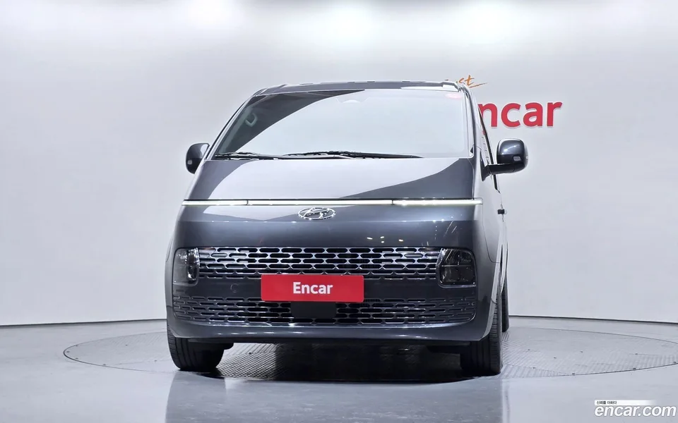 Hyundai Staria 9 2022 — миниатюра 3
